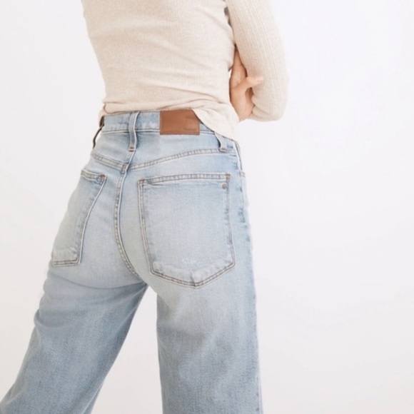 NWT Madewell Curvy Perfect Vintage Straight Jean Danby Wash: Knee-Rip Size 33P - Picture 4 of 17